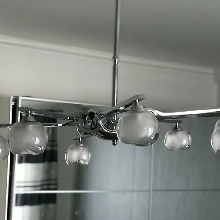 Old Town Apartman דירה *