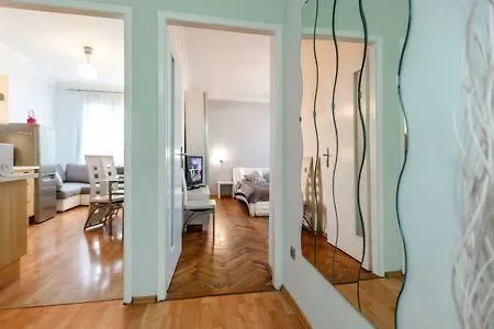 Apartamento Old Town Apartman